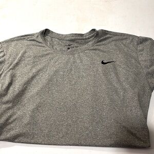NWOT Mens NIKE DriFit Tee XL